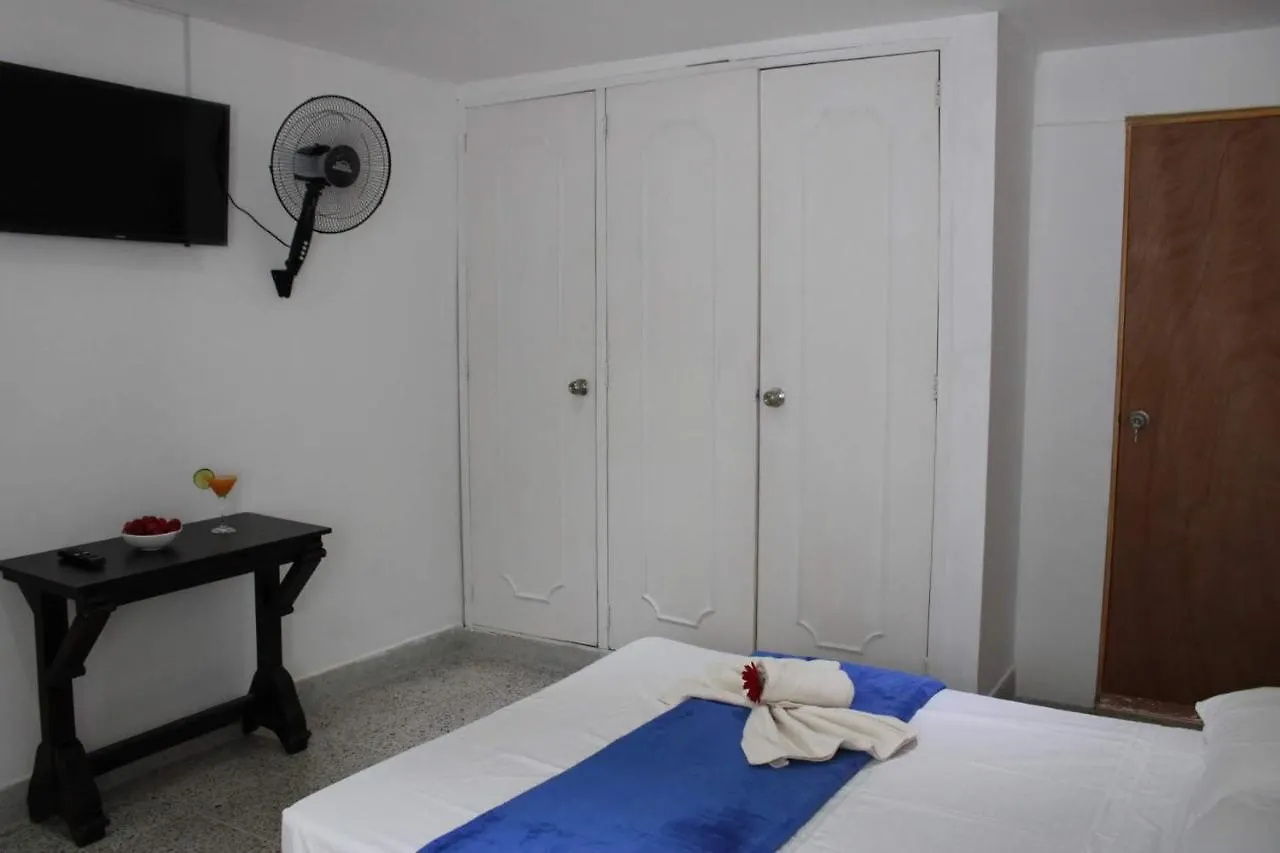 Absolute Hotel & Hostel Boutique Medellin Bed & Breakfast