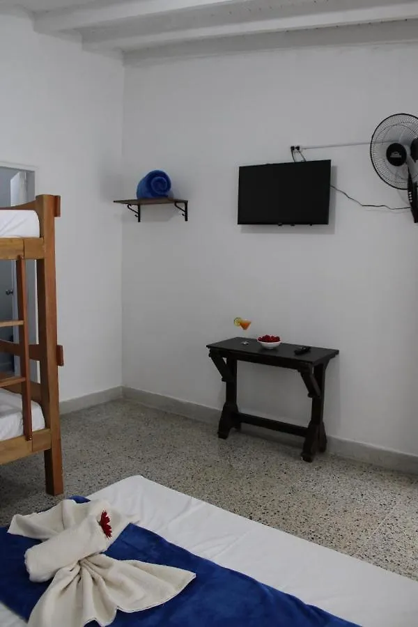 Absolute Hotel & Hostel Boutique Medellin Bed & Breakfast