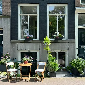 https://singel-residence.amsterdamhotelsnl.com